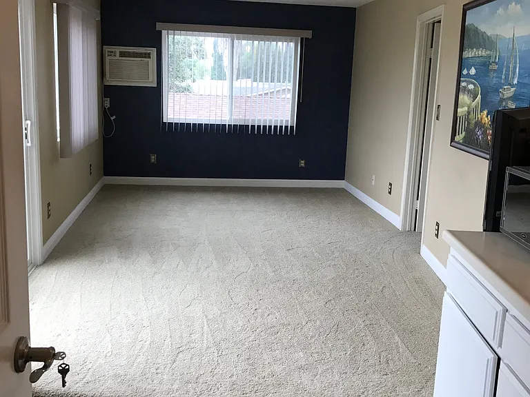8700 Rumson Dr — Photo 2