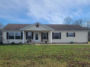 984 Savageville Rd, Jackson, OH 45640