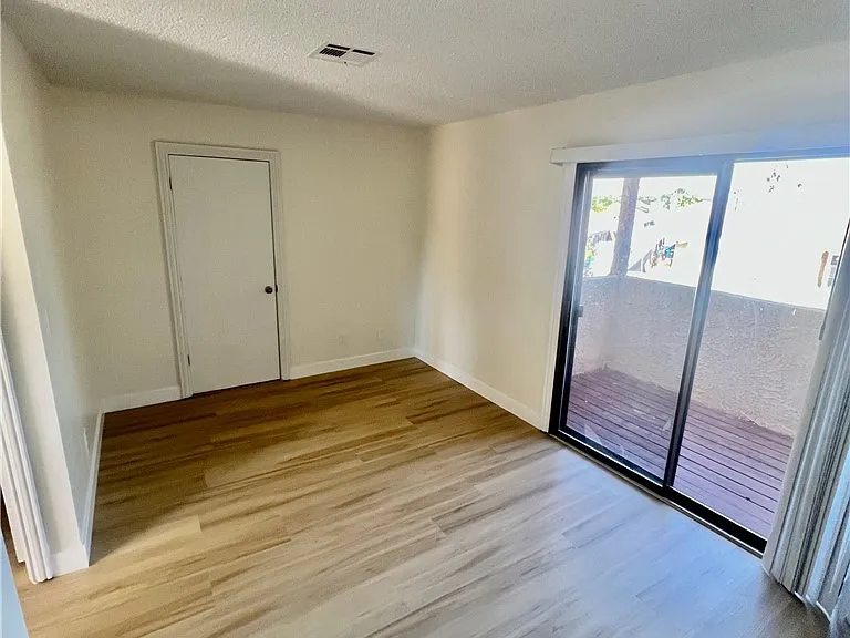 3939 S Torrey Pines Dr — Photo 20