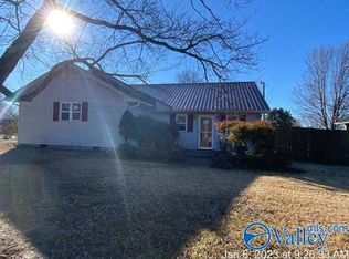904 W Main St, Albertville, AL 35950