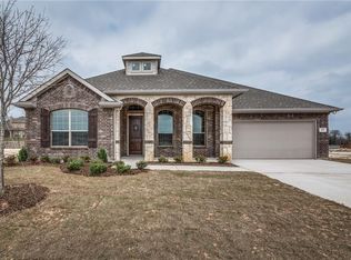 437 Double Creek Dr, Midlothian, TX 76065