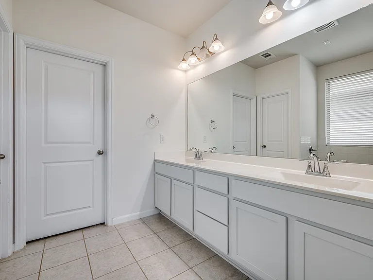 16309 Garden Dr — Photo 16