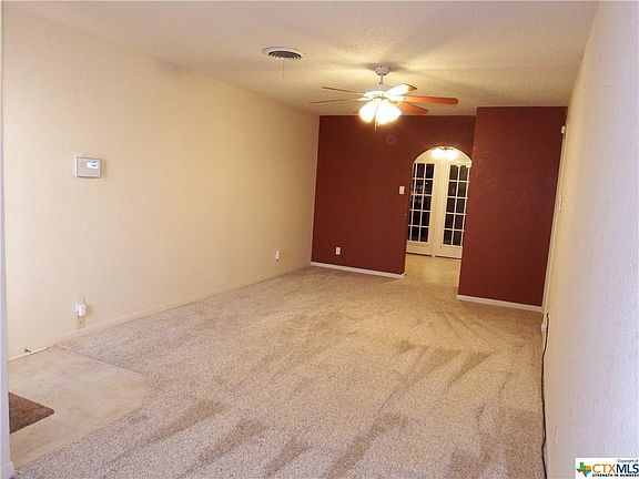 5th image of 107 W Voelter Ave