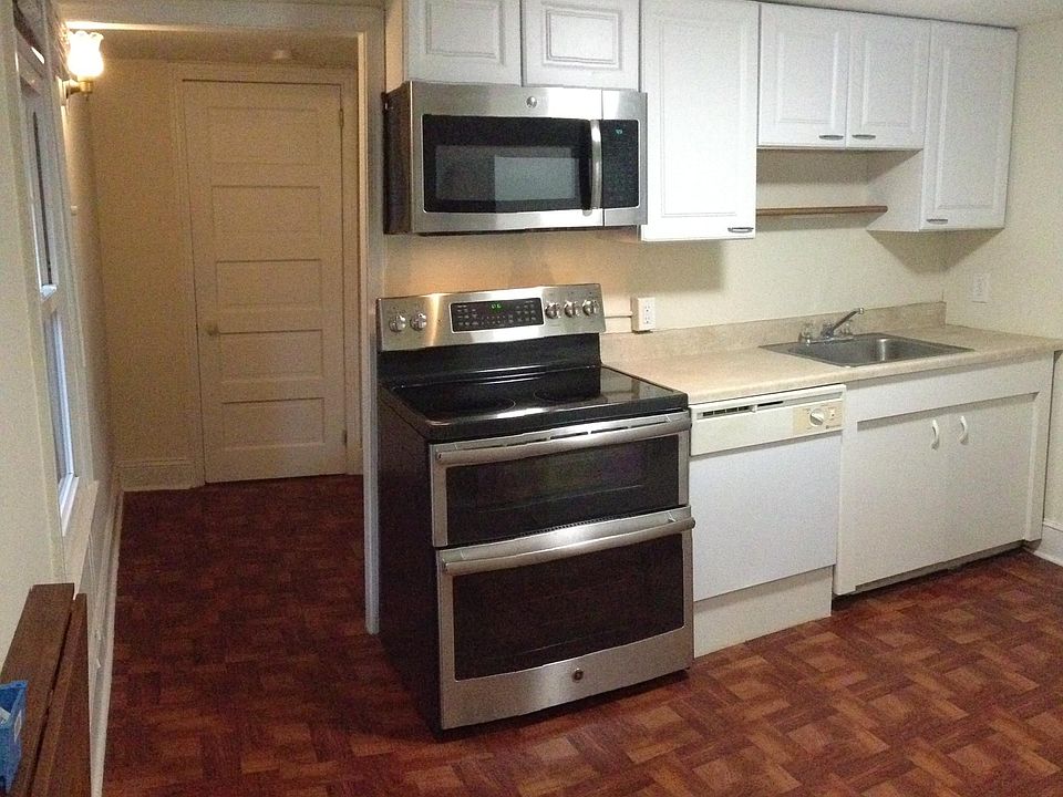 Kitchen and bedroom door