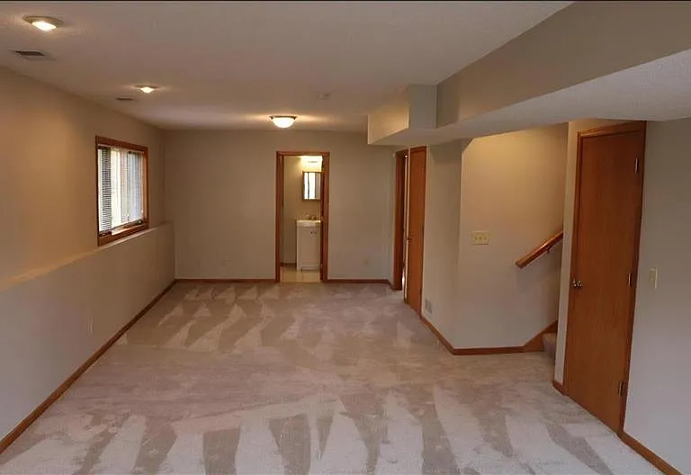1925 Windjammer Dr — Photo 6