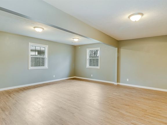 5th image of 53301 Peggy Ave