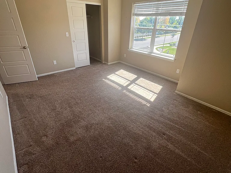 2200 Winding Dr #2 — Photo 1