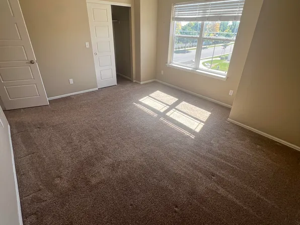 2200 Winding Dr #2, Longmont, CO 80504