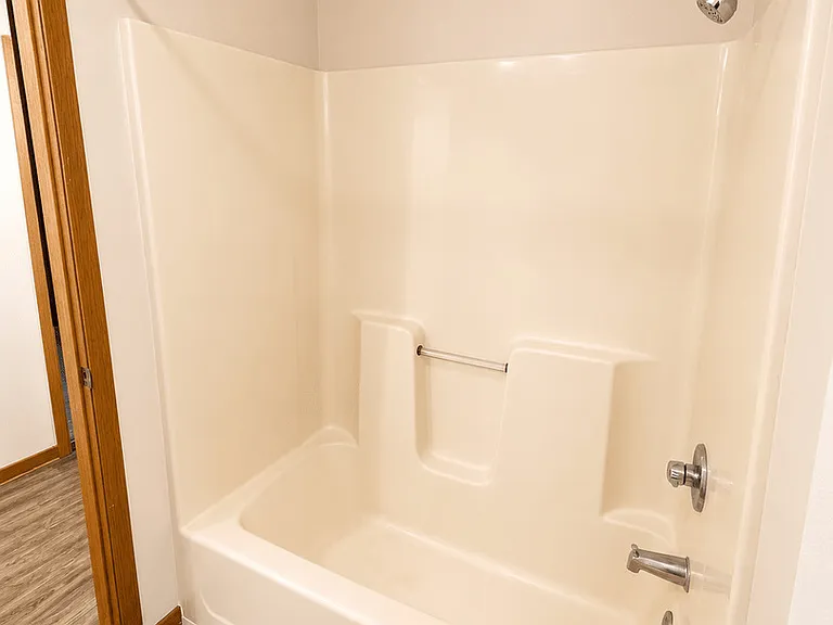 1102 Heeler Ave — Photo 12