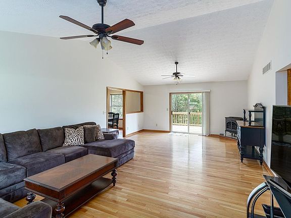 3rd image of 27239 Valley Vista Dr