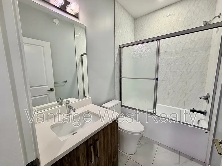 756 Glenwood Ave #2 — Photo 23