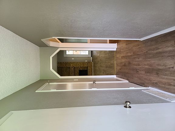 5th image of 3740 Cibolo Dr