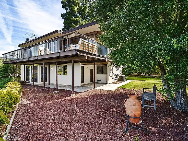 10951 Hunting Horn Dr — Photo 4