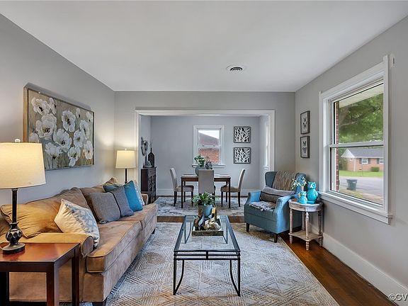 4th image of 514 W Washington St