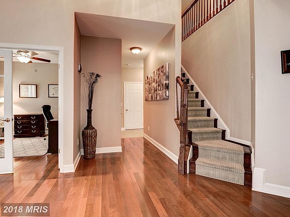 2nd image of 414 Sugarland Meadow Dr