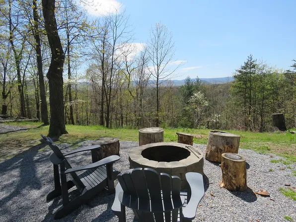17276 Starstone Dr, Broadway, VA 22815