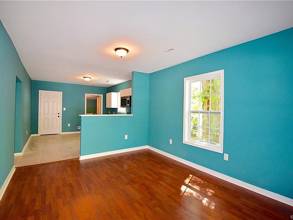 3rd image of 2514 Coles St