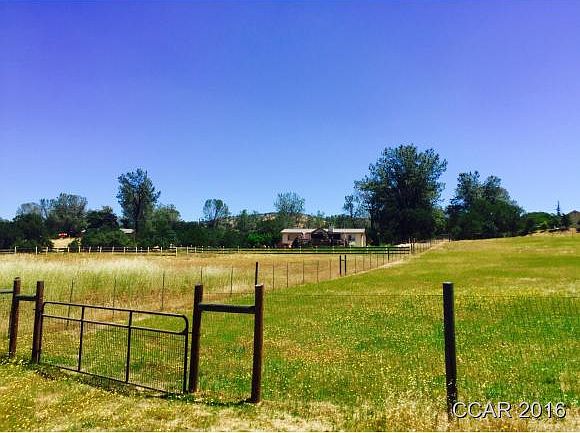2nd image of 807 Black Creek Dr