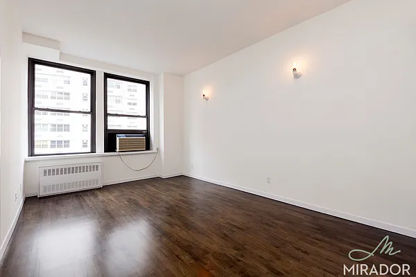 Rented by Mirador Real Estate | media 2