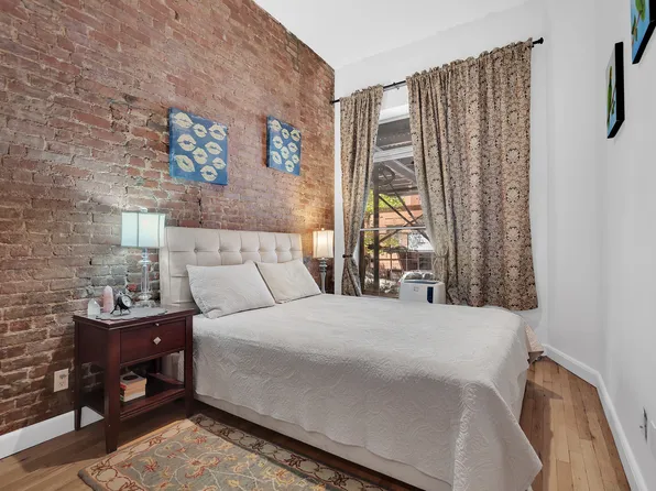 304 West 88th Street image 4 of 10