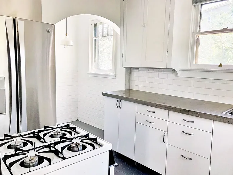 507/515 Dana Street — Photo 11