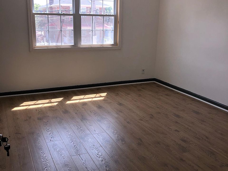 1st image of 1229 E 223rd St