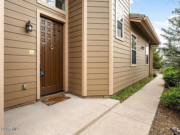 2nd image of 1944 Lazy Meadow Ln