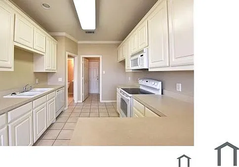 5700 Blackmon Ct — Photo 3