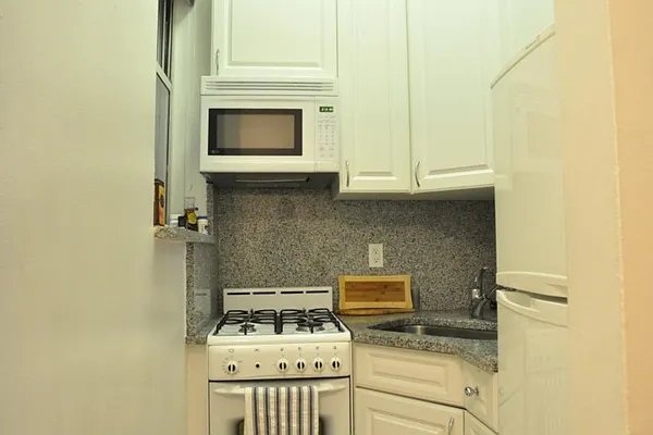 Sold by Corcoran | media 11