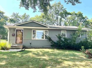 4712 N 95th St, Omaha, NE 68134