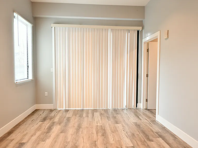 8465 Broadway #301 — Photo 21