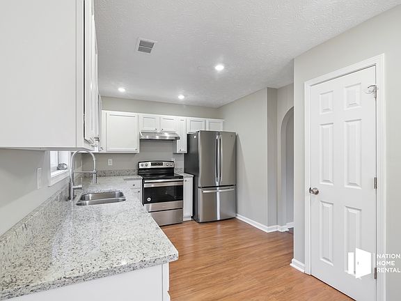 3rd image of 3493 Summit Creek Ln