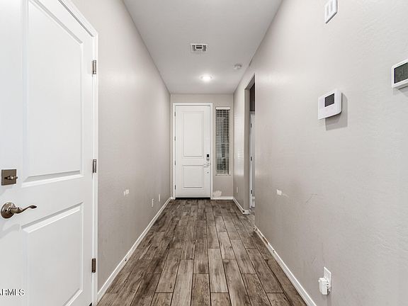 3rd image of 15168 W SHERMAN Street