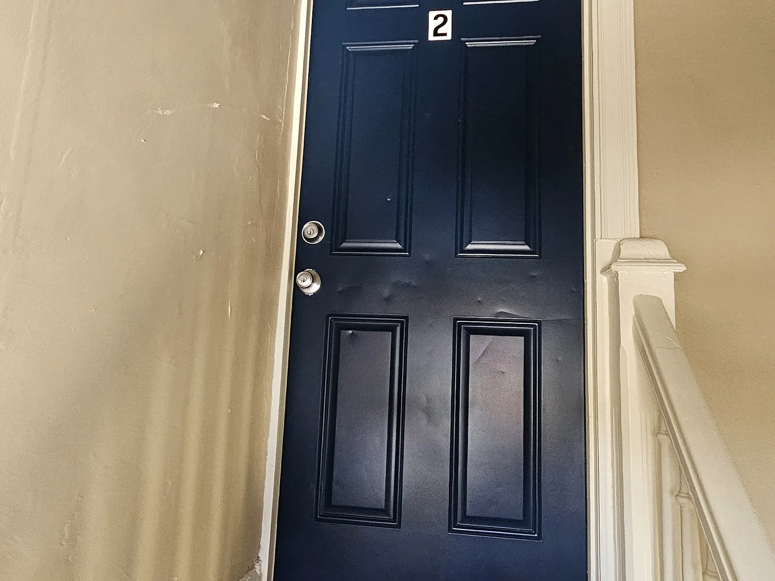 2 bed, 850 sqft, $1,200 — Photo 2