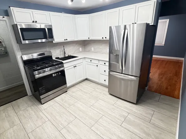 52-56 Great Hill Rd #1, East Hartford, CT 06108