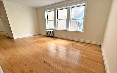 Rented by Manhattan Realty Group