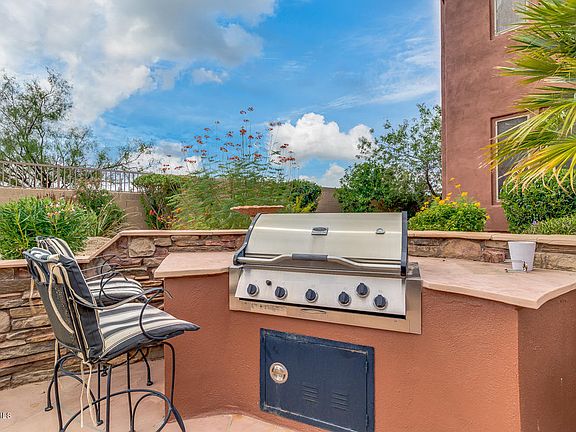 4th image of 23253 N Hegel Ln