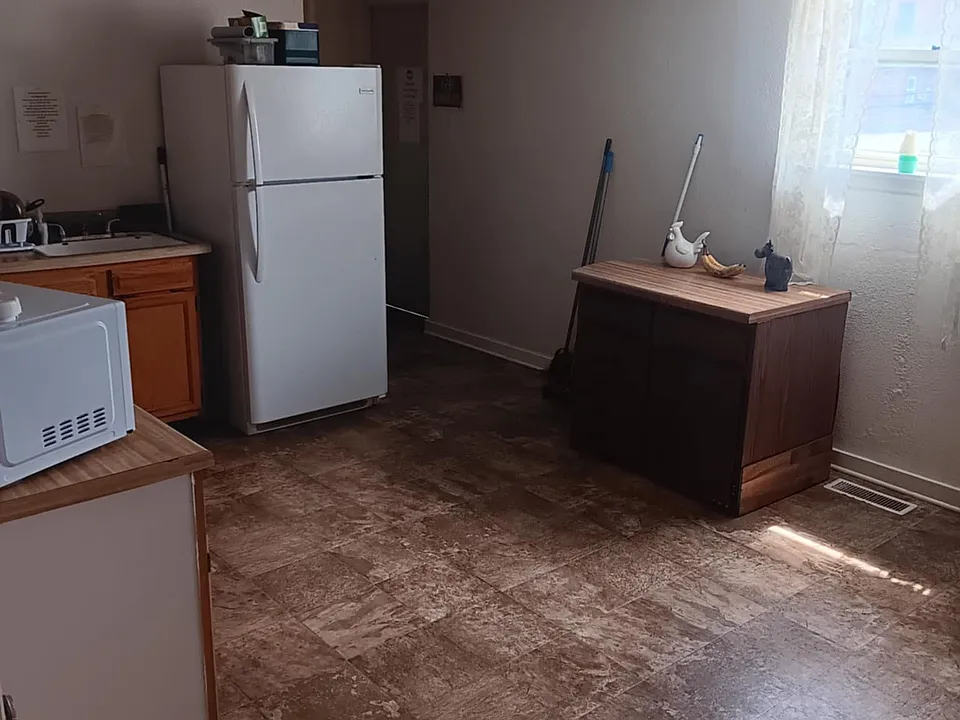 205 Washington Ave #4