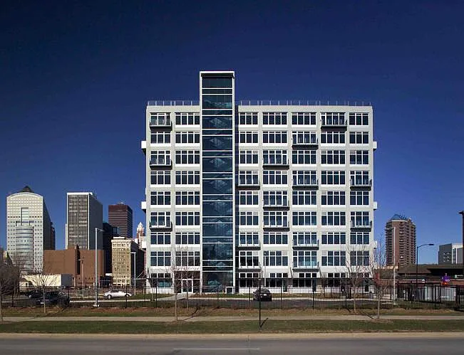 120 SW 5th St #701