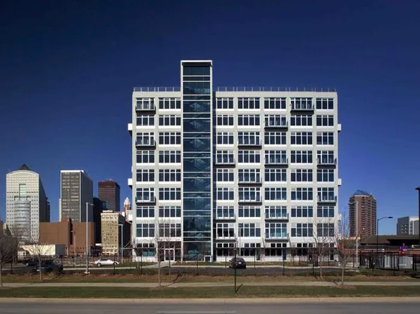 120 SW 5th St Unit 701, Des Moines, IA 50309