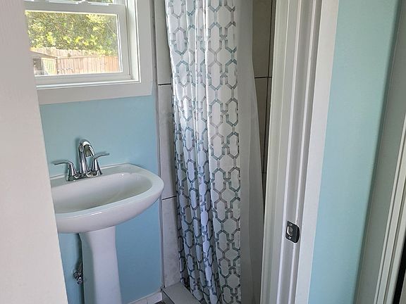 5th image of 2023 Crosscoach Ln #A