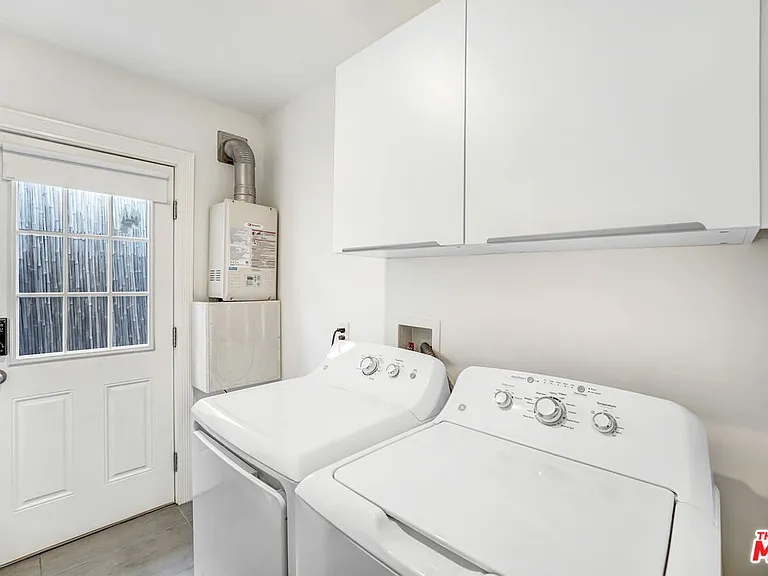 6145 Carlos Ave — Photo 16