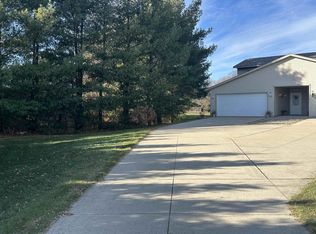 409 David Cir, Arena, WI 53503