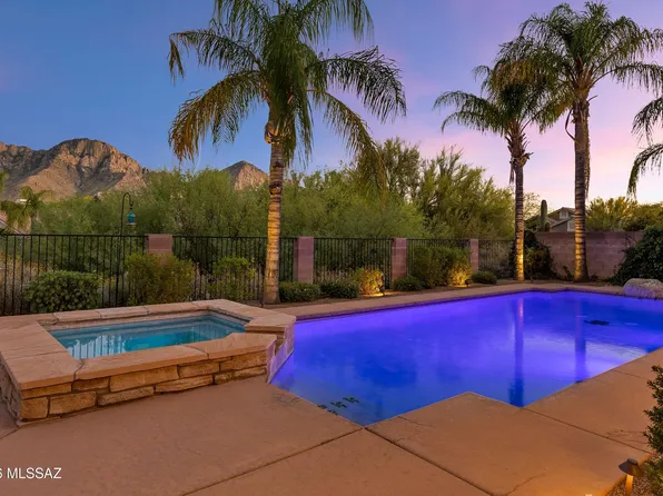 1550 E Ganymede Dr, Tucson, AZ 85737