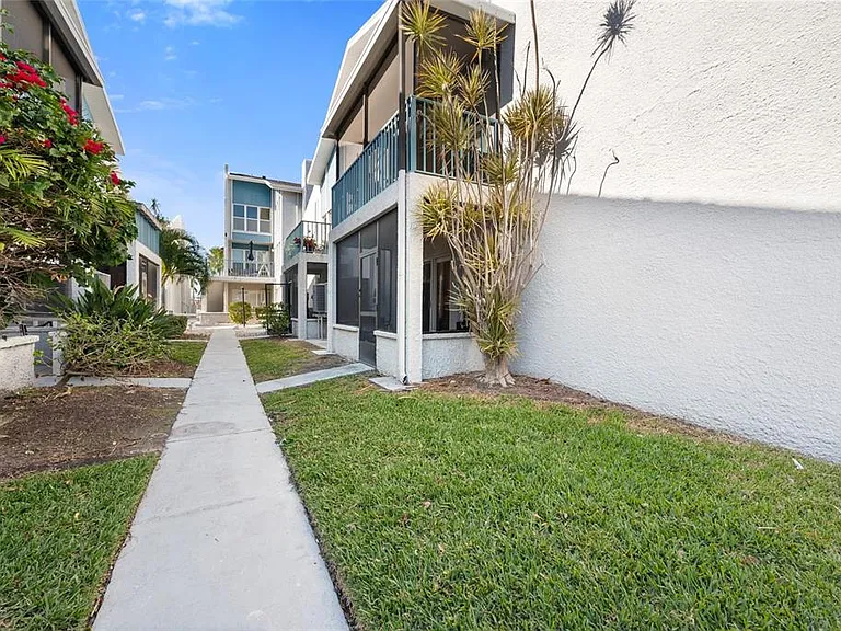 240 Medallion Blvd #A — Photo 15