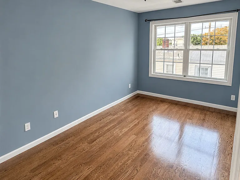 77 Cedar St #3 — Photo 42