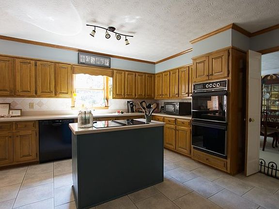 5th image of 4971 Hodgkins Pl