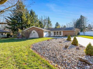 12 Helen Dr, Dayton, NJ 08810