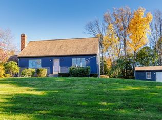 2 Lee Rd, Groveland, MA 01834