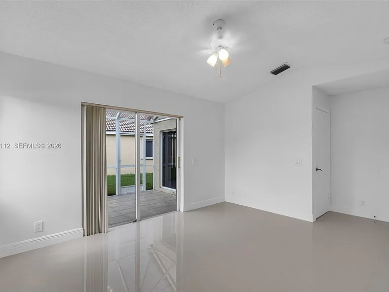 4366 Mahogany Ridge Dr — Photo 14